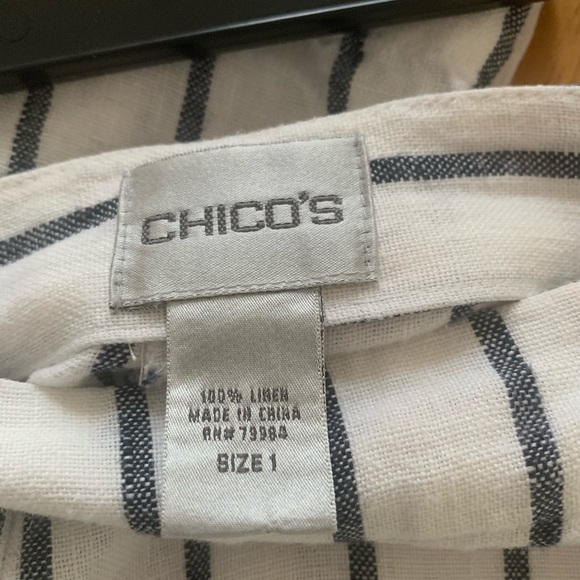 Chico’s!!! Great pants the side clasp is missing. - Picture 4 of 8